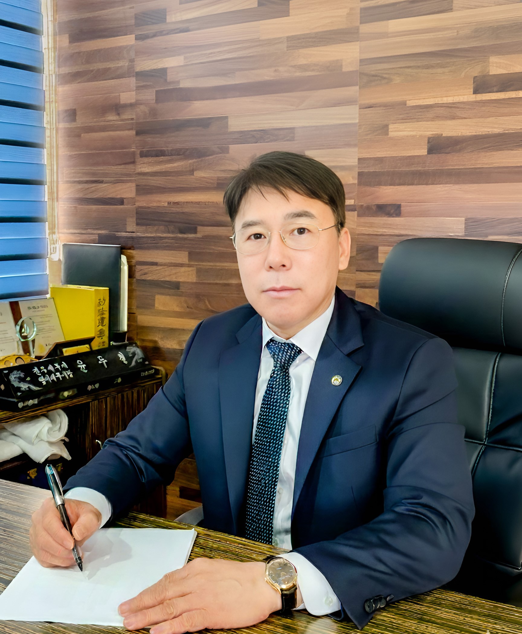 대표이사 윤두칠