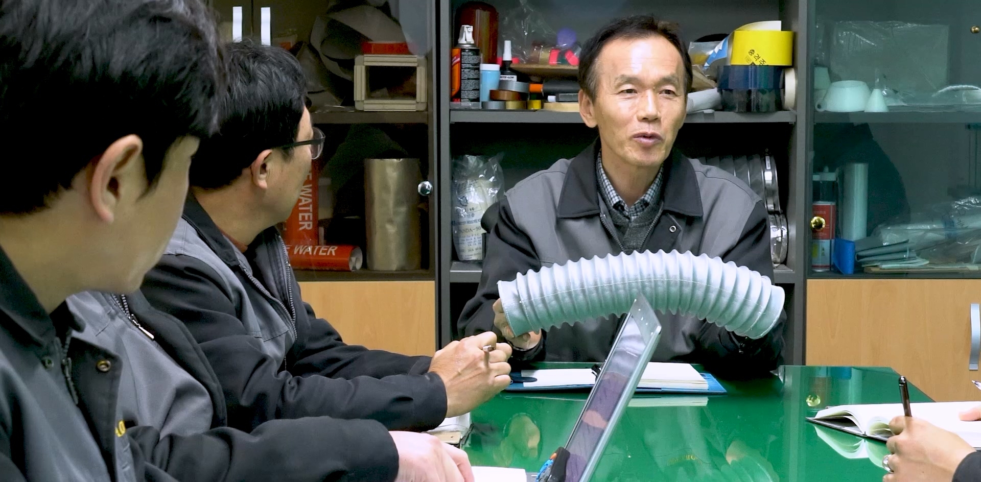 대표이사 진호문 