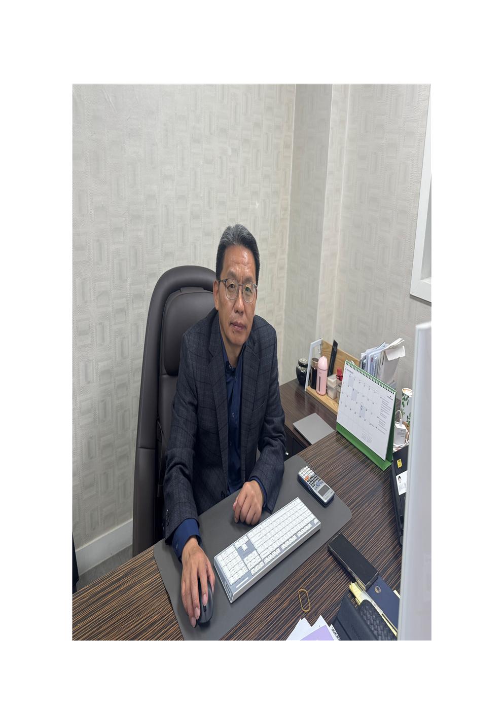 대표이사 한종인